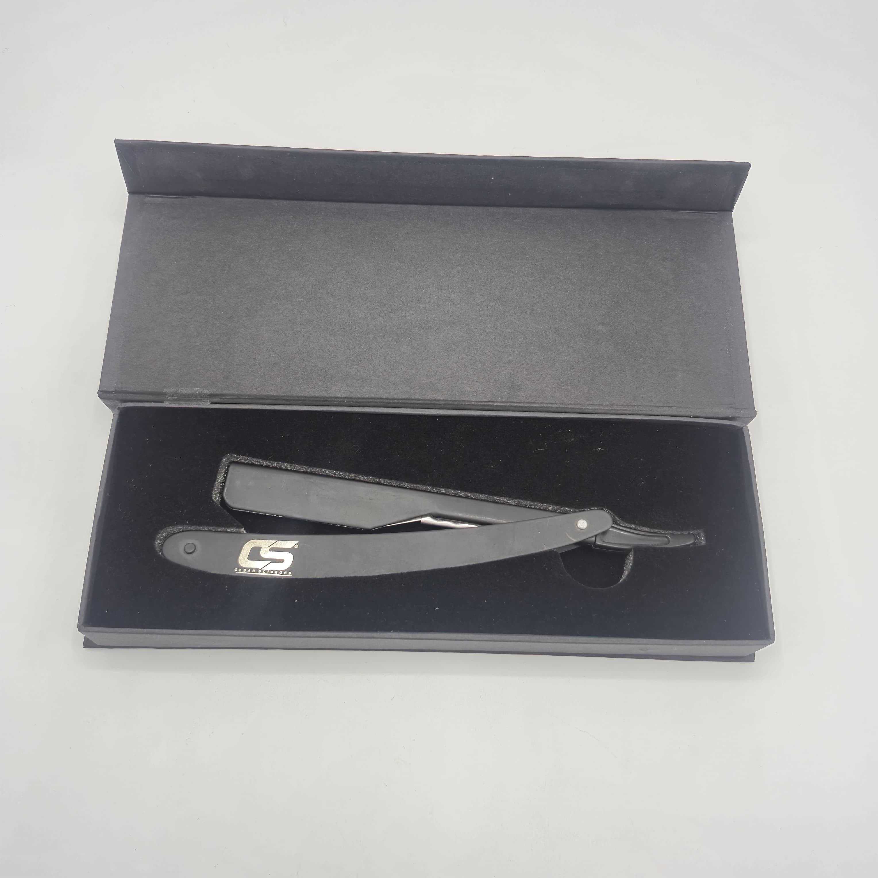 CesarScissors Precision Straight Razor (Matte Black)